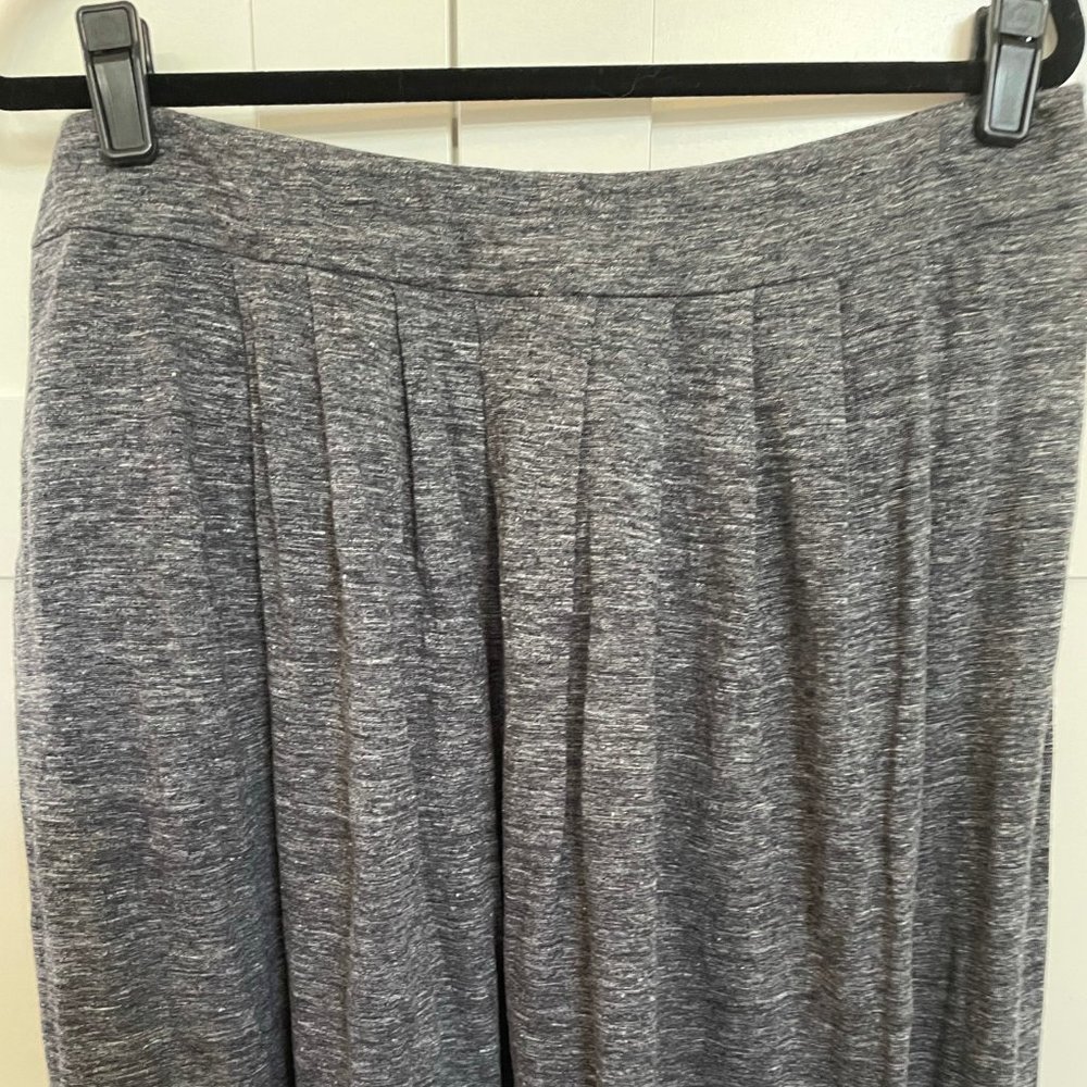 Eileen Fisher Marled Gray Pleated Skirt, L